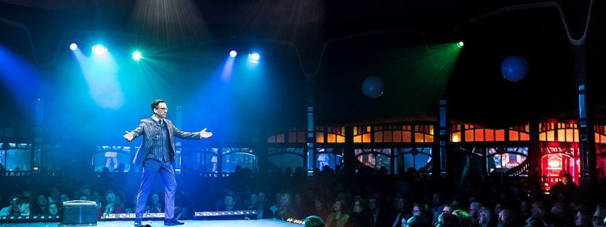 REVIEW: London Calling with Paul Dabek