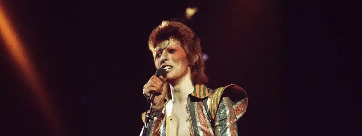 A Diamond in the Glam: David Bowie’s Aladdin Sane