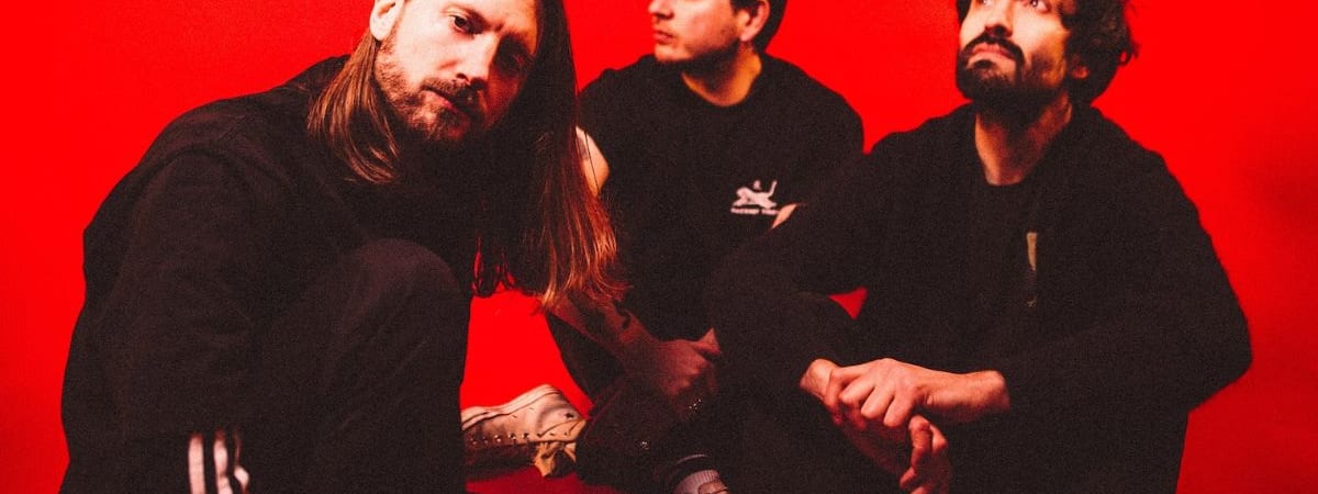 Dinosaur Pile-Up Throw Down Their New Album After A Six-Year Wait Today