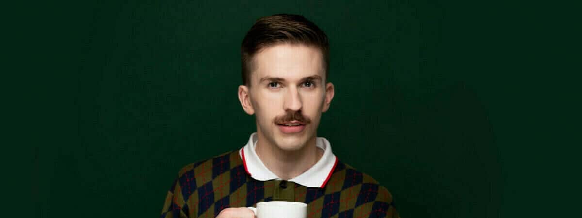 Small-Town Magician Takes on the Big Stage for the First Time at Fool’s Paradise this Fringe