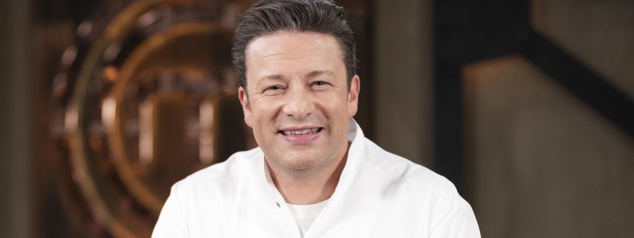 Jamie Oliver Heats Up The MasterChef Australia Kitchen.