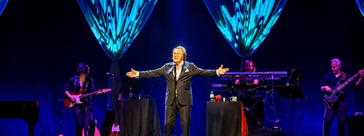Engelbert Humperdinck on stage at Her Majesty's Theatre