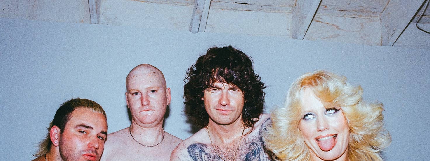 Amyl And The Sniffers
