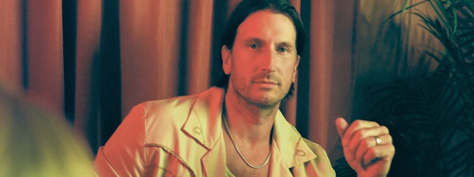 RUSSELL DICKERSON Heats Up Summer With Flirty New Anthem ‘Worth Your Wild’