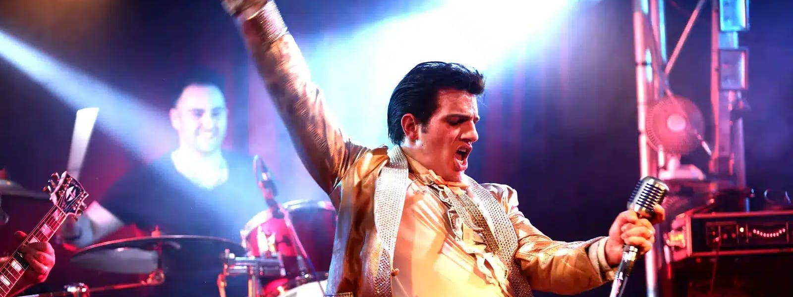 Zoe Laidlaw Reviews ELVIS by Anthony Petrucci
