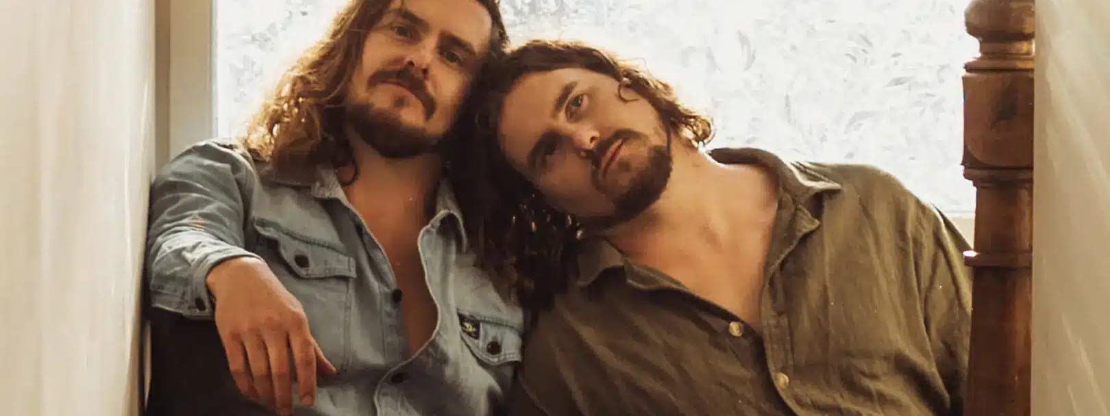Pierce Brothers Share Exuberant New Single ‘Losing Friends When You’re Older’ 