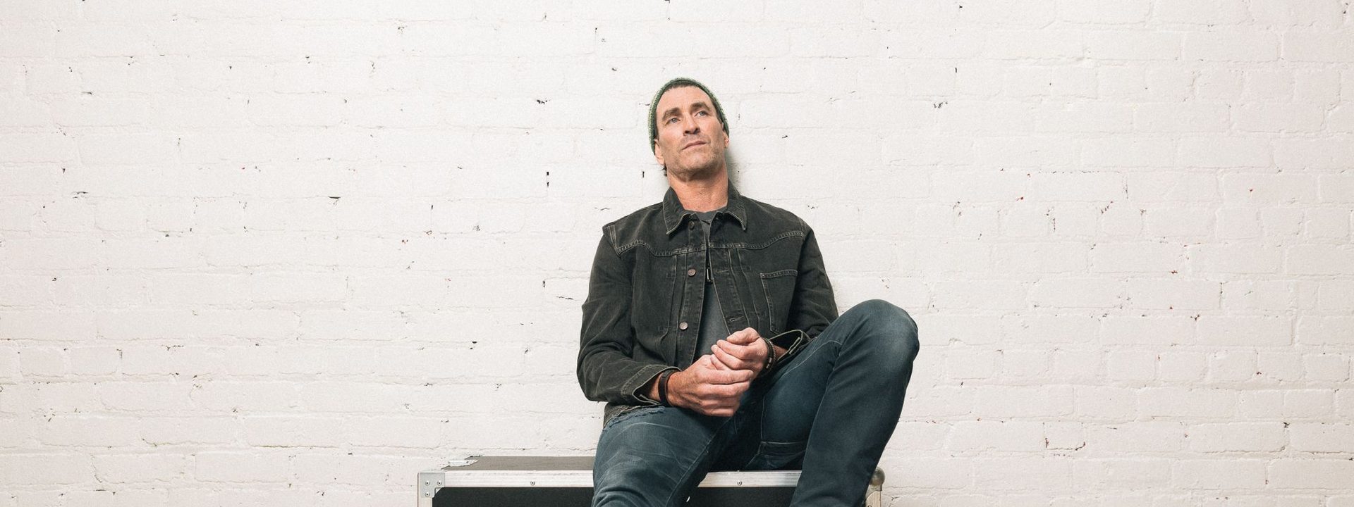 Pete Murray Shares New Single + Video ‘Wouldn’t It Be Good’