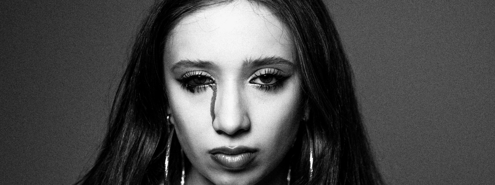 Isabel Larosa adds Sydney Date To Debut Aus Tour