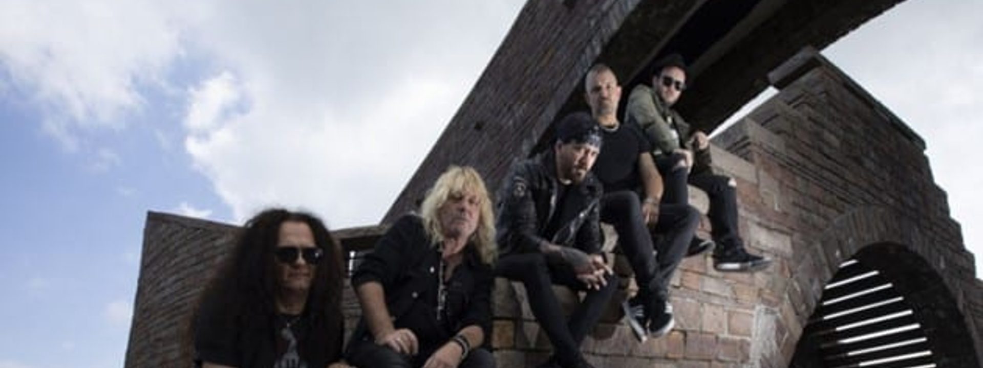 CORELEONI Drop ‘Like It Or Not’
