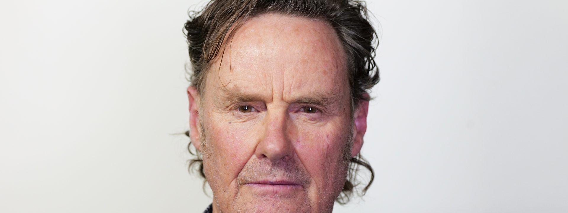Neil Murray Releases New Single ‘Still Here By My Side’