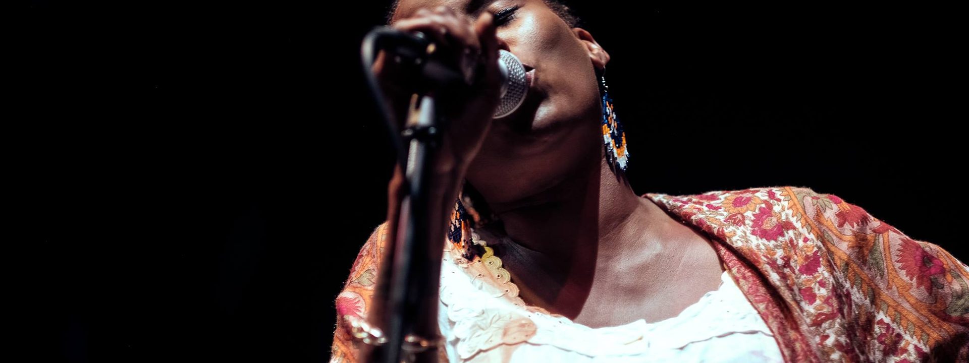 Deni Hines – Breath