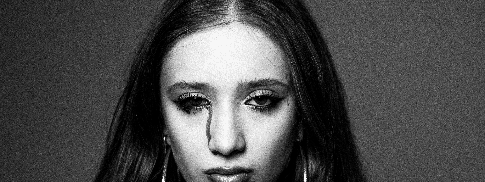 Isabel Larosa adds Sydney Date To Debut Aus Tour