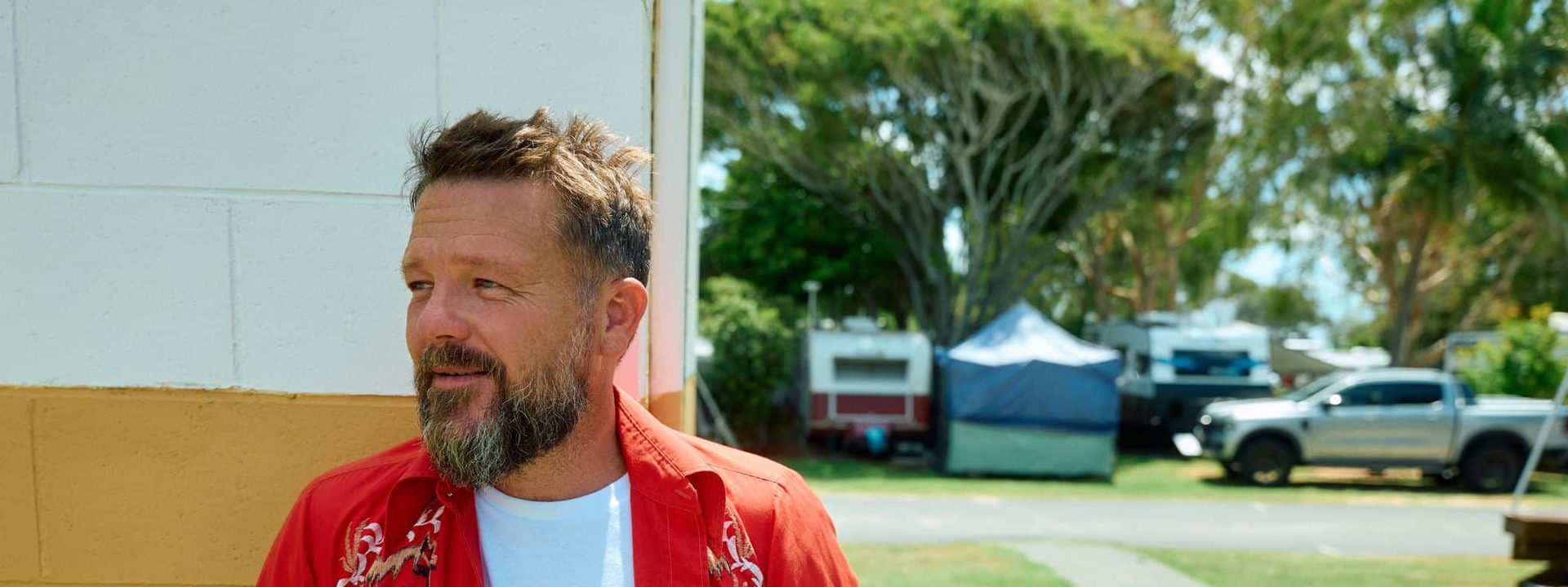 TOM BUSBY Drops Another Taste Of Forthcoming Debut Solo Album With New Single ‘Lottery’