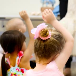 Dancing Story