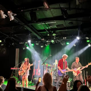 REVIEW: Unmatched – ‘That 90s Show’ Perform Matchbox Twenty