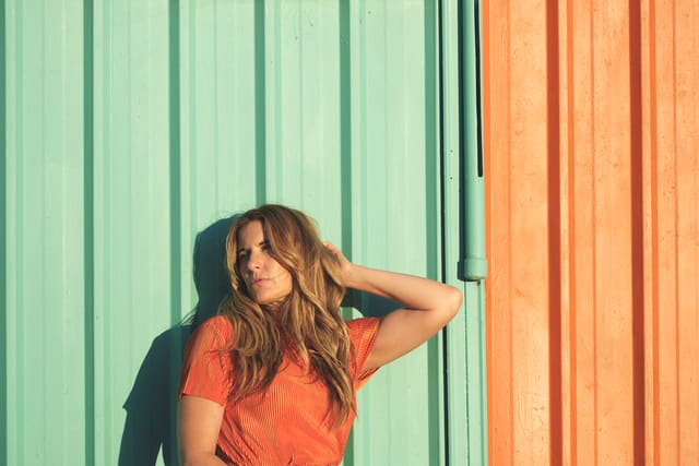 LAURA HILL Returns With Soulful New Single ‘Space For You’