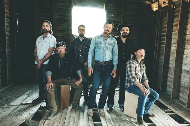TURNPIKE TROUBADOURS Add To Historic Year With Surprise New Album The Price Of Admission – OUT NOW!