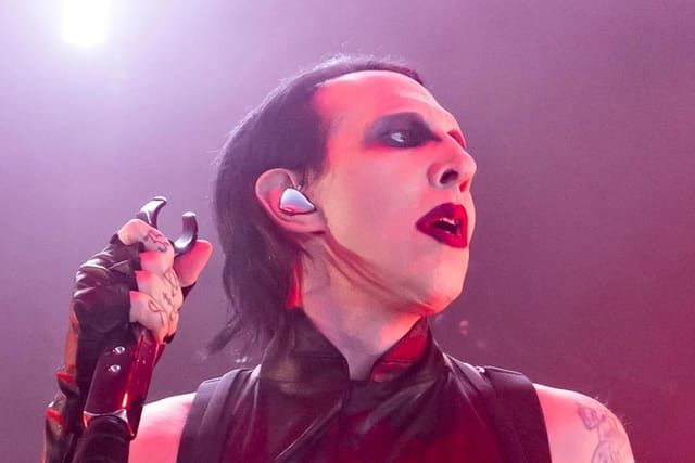 MARILYN MANSON Releases Cover Of ‘In The Air Tonight’