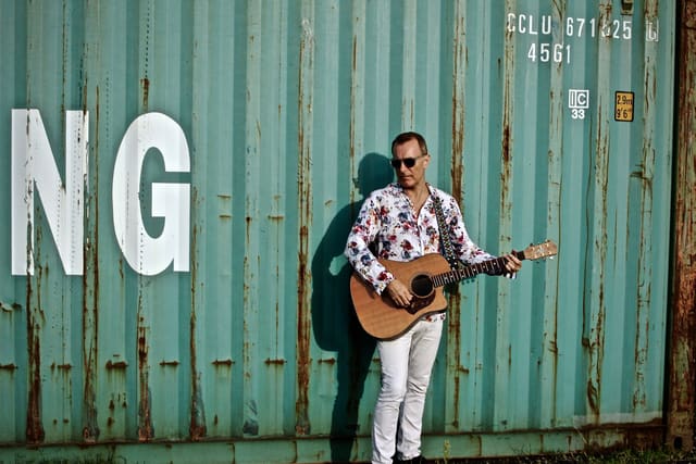 James Reyne Drops Long-Awaited New Single, Going Back To Nashville