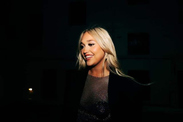 Aussie Artist IVANA Signs With German Dance Label And Releases New Single ‘Burning’ – Out Now!