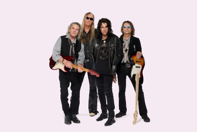 ALICE COOPER Reunites For Historic London EventNew Single ‘Up All Night’ Out Now 