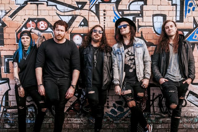 Ablaze – Melbourne Rockers Release New Album, Sink Ya Teeth In