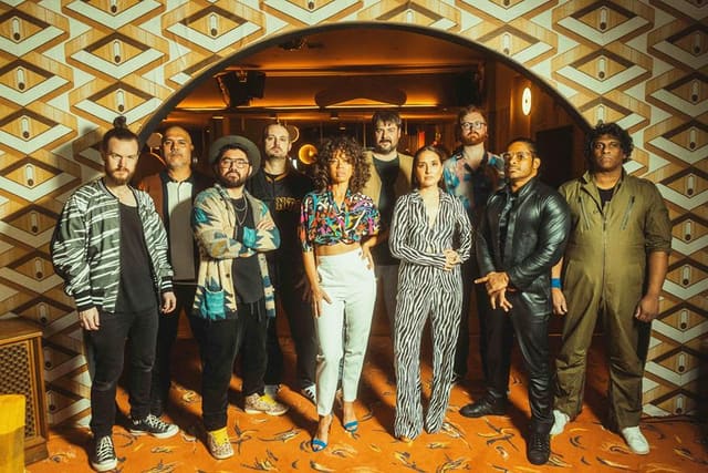 Mondo Freaks Release ‘Put Your Hand In My Hand’