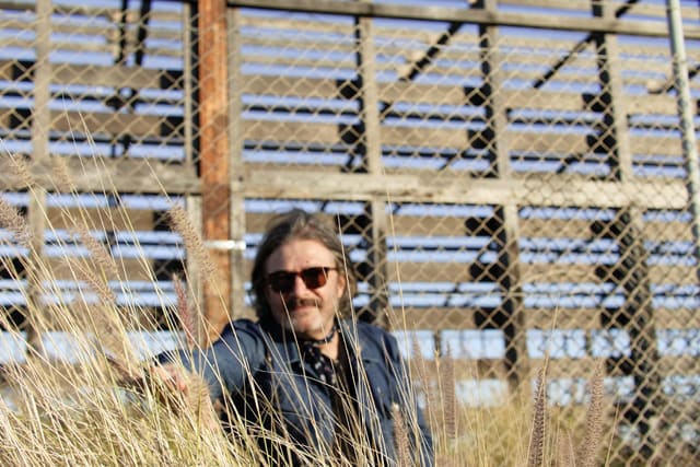 Dom Mariani Releases World On Its Head