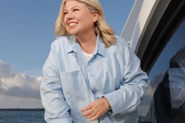 Urzila Carlson Announces 2026 Tour