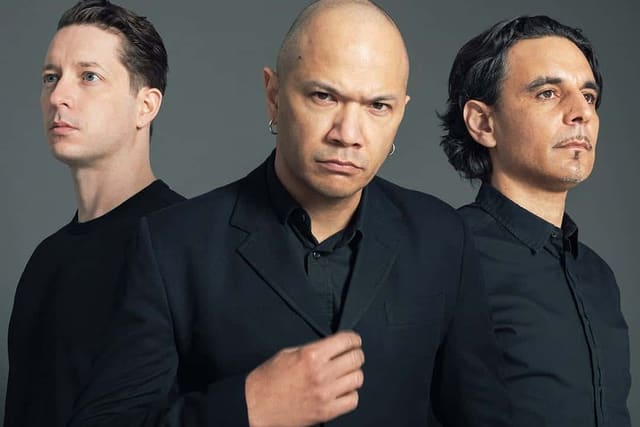 Danko Jones: Leo Rising