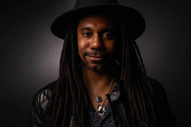 Julian Taylor Drops Anthology Vol 2