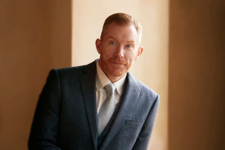 Irish tenor Robin Tritschler traces Heine's poetry across five languages at UKARIA