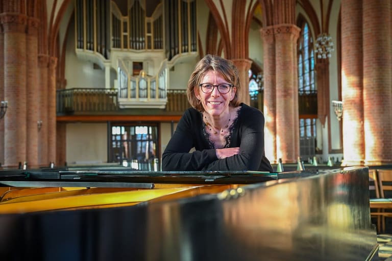 International Guitar And Harpsichord Duo Unite For Rare Concert