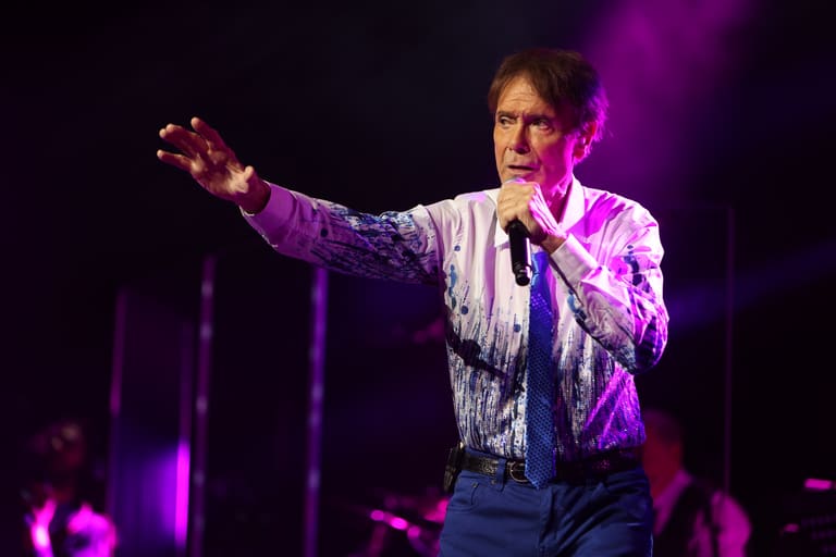 Sir Cliff Richard Announces 2025 Australian Tour