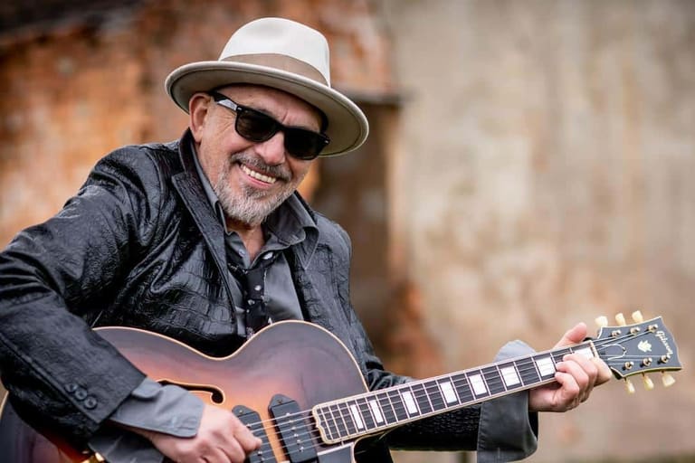 Zooming with Joe Camilleri of The Black Sorrows