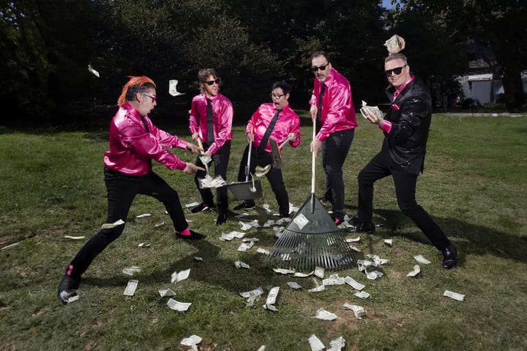 REVIEW: Me First And The Gimme Gimmes