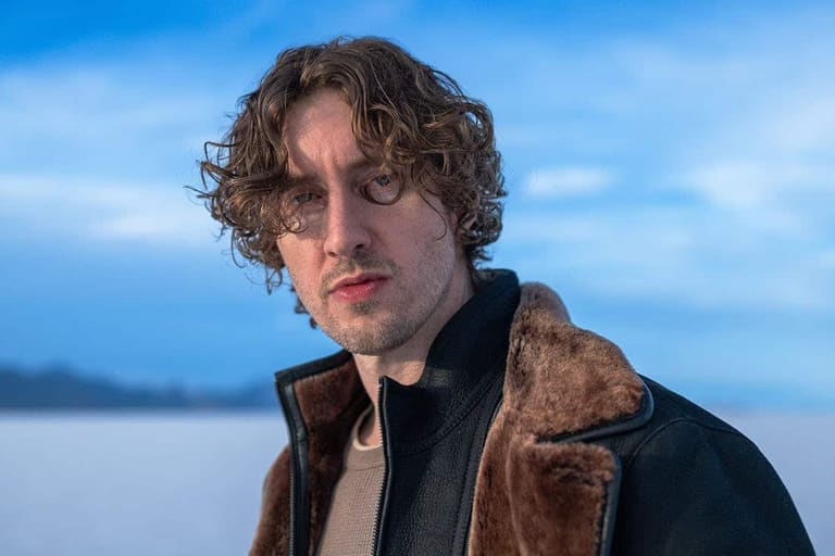 REVIEW: Dean Lewis