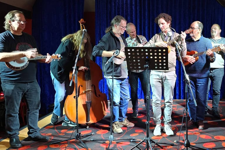 Adelaide Ukelele Appreciation Society #3