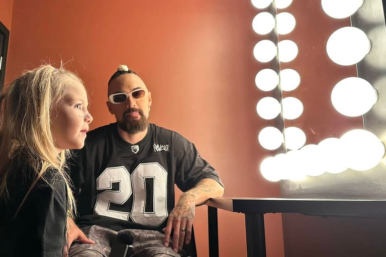 Scarlett Interviews Lenny Pearce