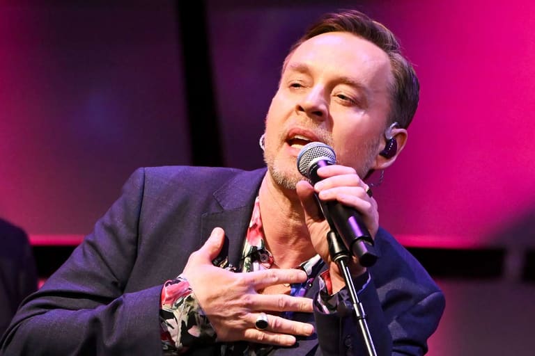 Darren Hayes Suffers Life-Altering Accident After Fainting Spell at Home