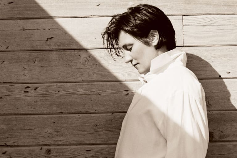 k.d. lang’s Shadowland: A Dazzling Debut Into Country’s Golden Hallways