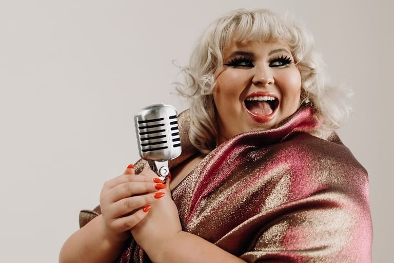 Caffeine Fiend – A Coffee Cabaret