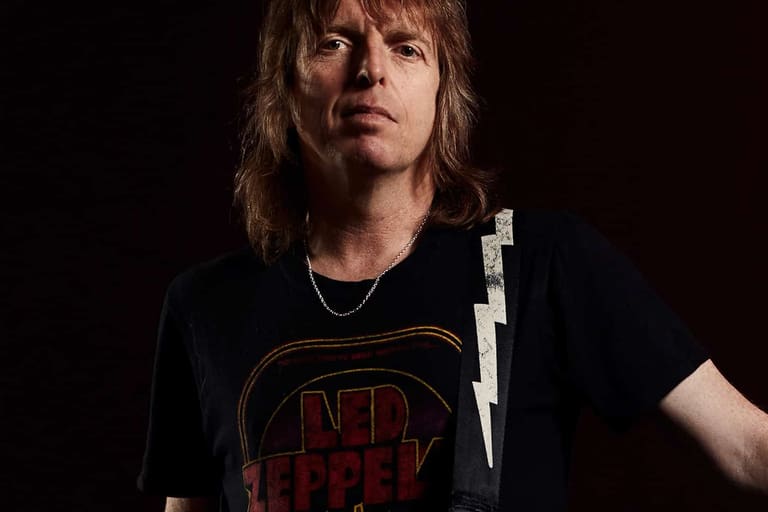 Ashley Naylor’s T-REXmas