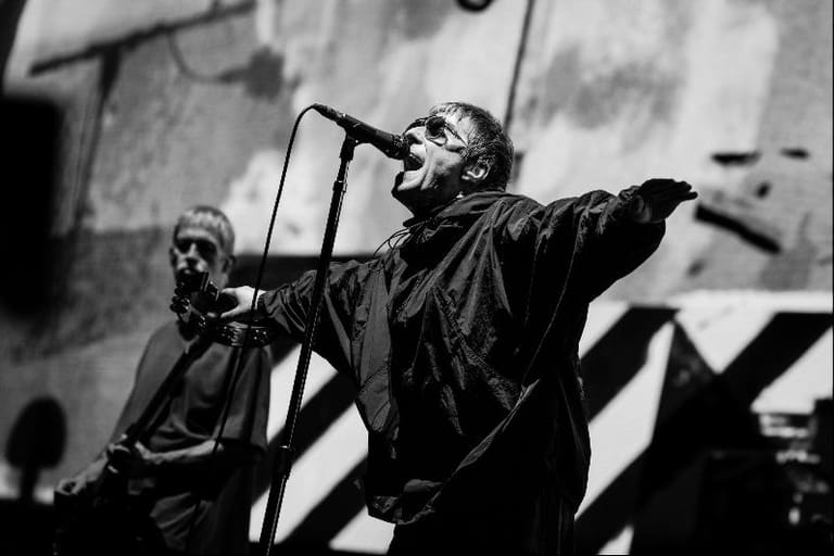 Oasis Share Live Clip From Melbourne Gig