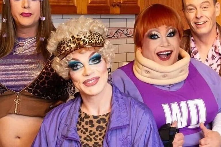 Fountain Lakes: Y2K – 2026 Adelaide Fringe