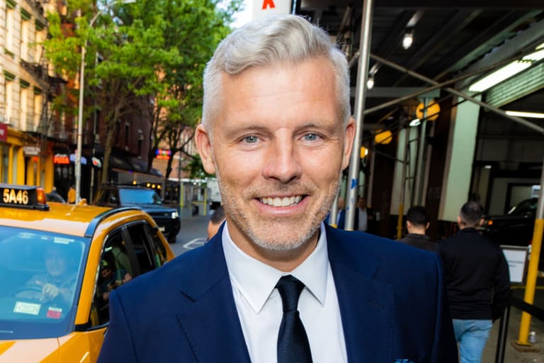 Comedy Star Des Bishop Confirms Australian Tour This November