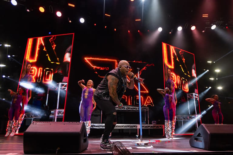 Flo Rida – Fridayz Live