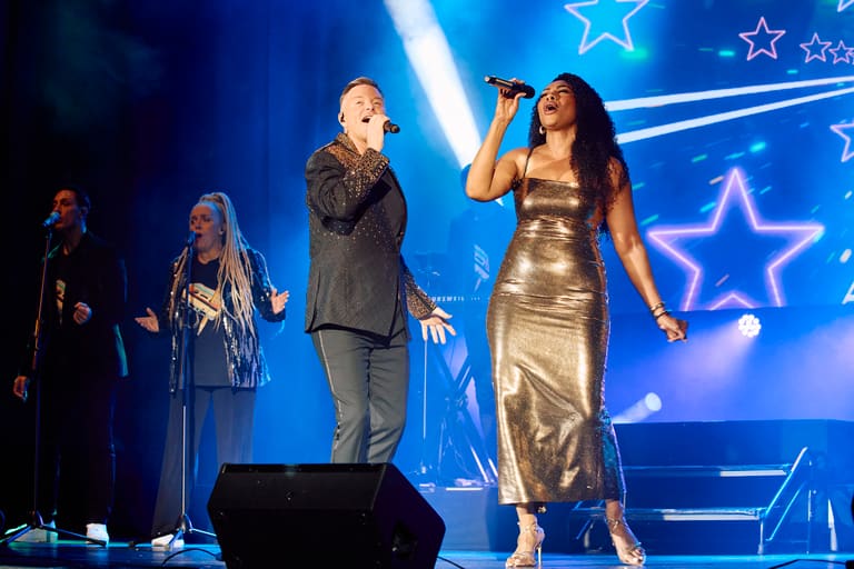 Paulini and Tim Campbell: Electrifying 80’s