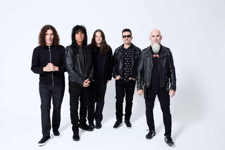 Anthrax: Cursum Perficio