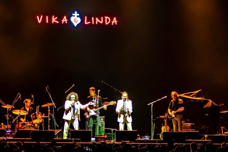 Vika & Linda: Forever Enz 2026 Tour